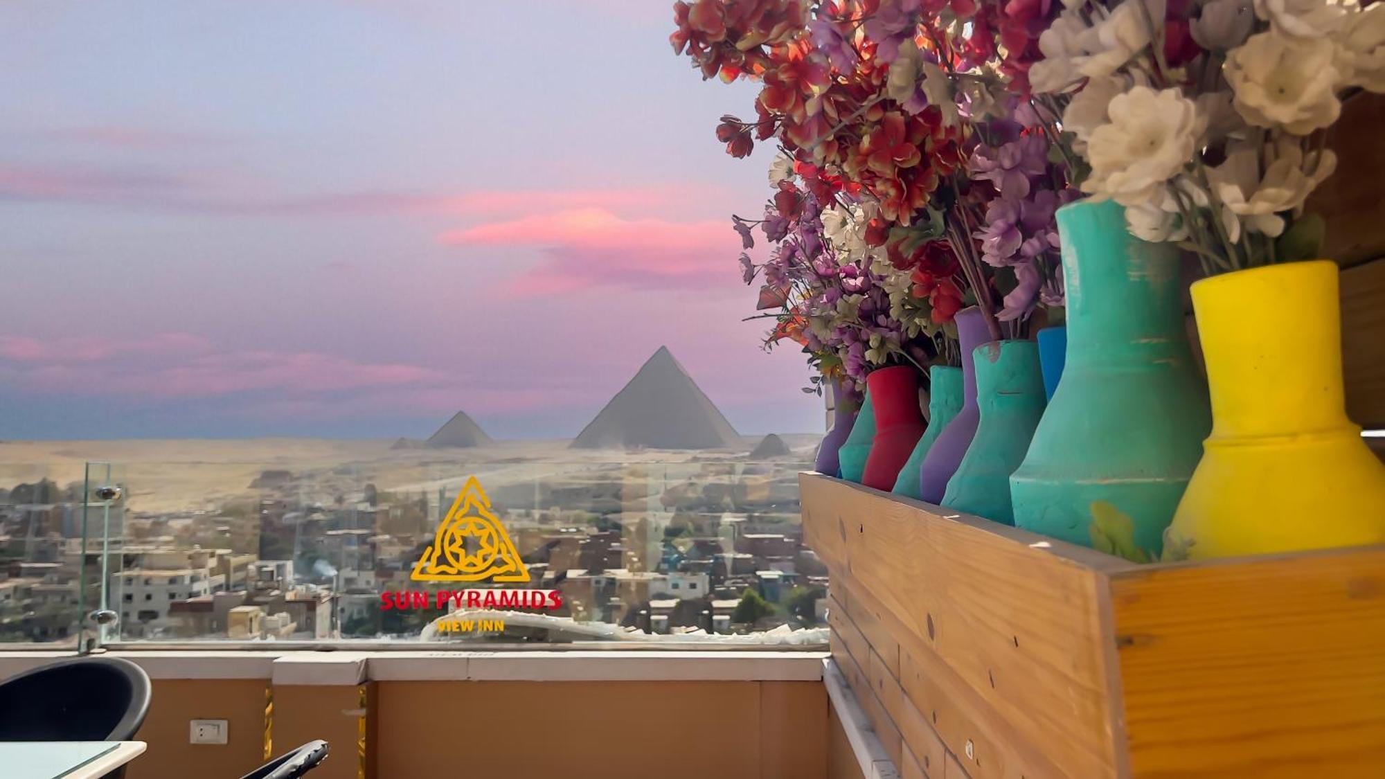 Luxury Panoramic Pyramids & Jacuzzi Hotel 3*